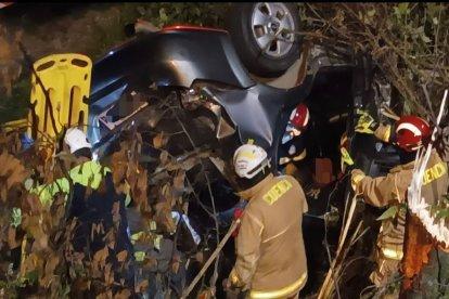 Tres de los heridos se hallan hospitalizados y en estado de observación en dos de los hospitales de Cuenca.