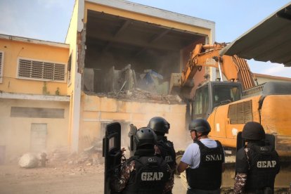 La demolición del pabellón consular comenzó el pasado 8 de noviembre.