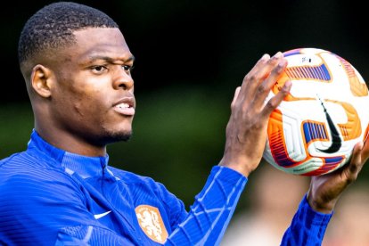 La selección de Países Bajos ya  cuenta con todos sus mundialistas.