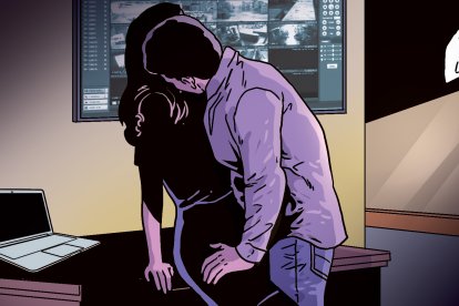 El teniente y la cadete quedaron grabados en el sistema de videovigilancia.