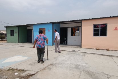Jesús y Ruth están felices en su nueva residencia.