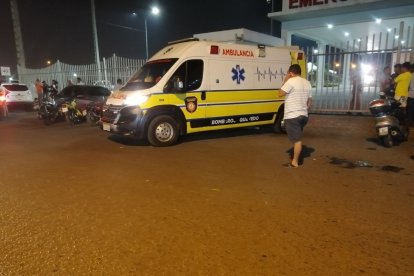 EL herido fue llevado al hospital del Seguro Social y los médicos comprobaron su fallecimiento.