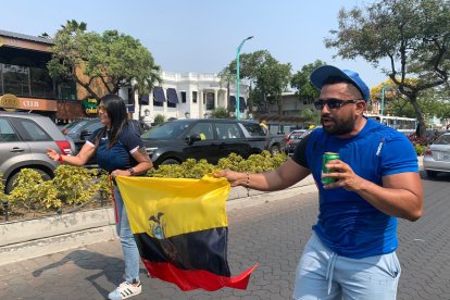 Los fanáticos de la selección no faltaron en la Víctor Emilio Estrada