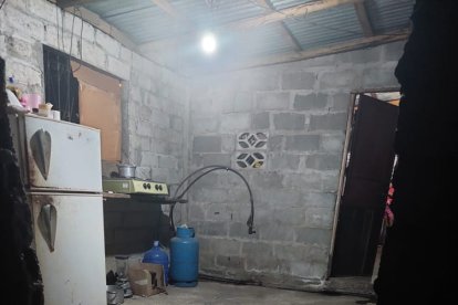 Los sicarios tumbaron la puerta a combazos para ingresar y cumplir su cometido.