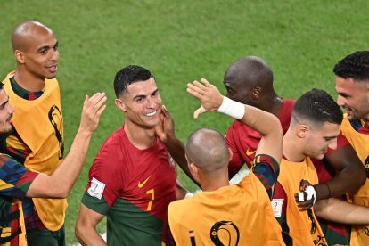 El Bicho anotó el primer tanto al cobrar un penal.