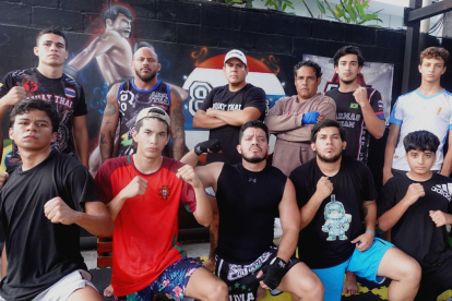 El equipo '8 armas' de Brasil tiene 6 años en Ecuador, buscando la masificación de este deporte en el país.