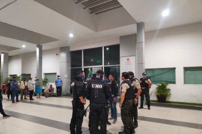 Manabí: Autoridades activan Comité de Emergencia del Hospital Napoleón Dávila de Chone