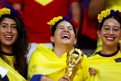 Hinchas animan a la Tricolor