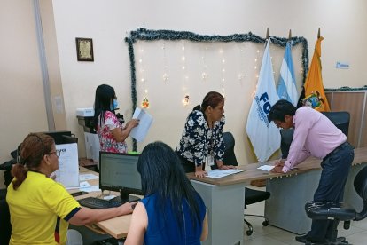 En la Unidad de Flagrancia de Guayaquil, los pasillos lucieron vacíos a la hora del partido.