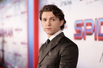 Tom Holland sería el sucesor de Antonio Banderas.