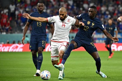 Túnez sorprende a Francia pero cae eliminada