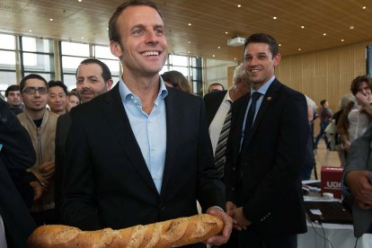 Macron celebra que la baguette sea patrimonio inmaterial de la Unesco
