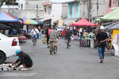 La jornada en la cachinería empieza a las 05:00 y funciona de lunes a domingo.