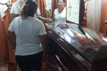 La familia de la víctima pide investigar el ataque.