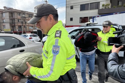 La Policía presume que se trataría de una banda que se dedica a robar domicilios.