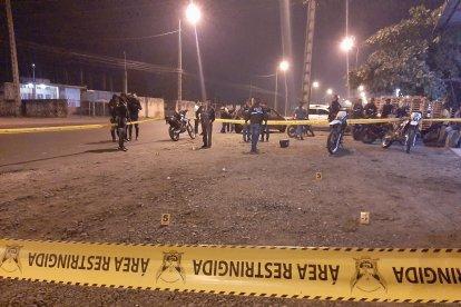 Uno de los procedimientos realizados por los agentes investigadores.