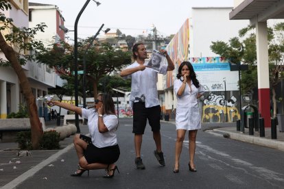 Tres años de creación tiene el grupo musical, que suele incluir a otros integrantes cuando falta alguno de ellos.