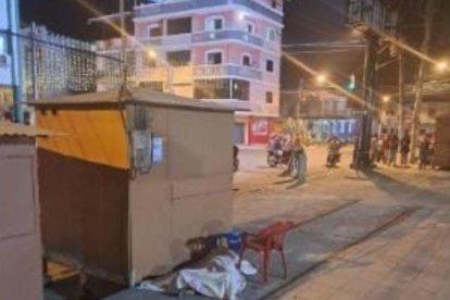 Joven fue acribillado en el parque central de Balzar