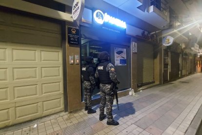 En la madrugada de este miércoles 14 de diciembre de 2022 inspeccionaron una empresa en Loja.