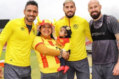 Víctor Figueroa, Juan Tévez y Caín Fara no seguirá en Aucas