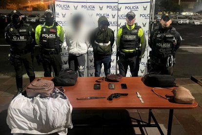 Uno de los detenidos es menor de edad. El otro registra antecedentes penales.