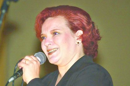 Mónika Gilly vuelve a quedarse sin trabajo y lo atribuye a la falta de apoyo.