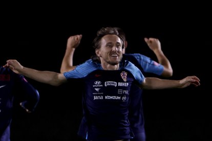 El centrocampista de Croacia Luka Modric durante el entrenamiento de su selección, de cara al partido por el tercer puesto del Mundial Qatar 2022.