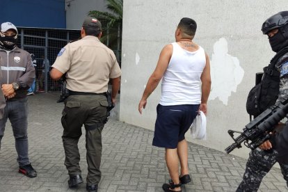 Junior Roldán Paredes, de 38 años, fue capturado durante un operativo policial.