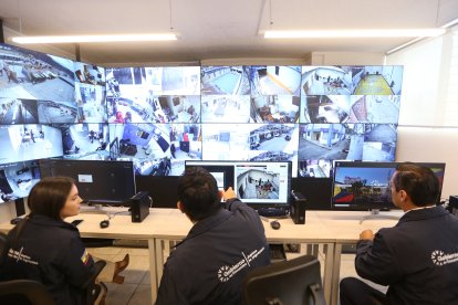 Los centros de  monitoreo actuales se encuentran en Quito y en Guayaquil.