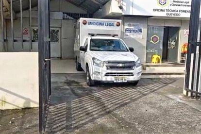 En la morgue de Quevedo hicieron el examen forense a las víctimas.