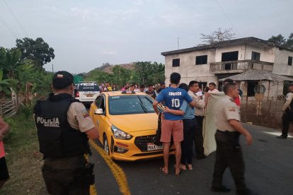 En el sitio donde asesinaron al taxista encontraron una veintena de indicios balísticos.