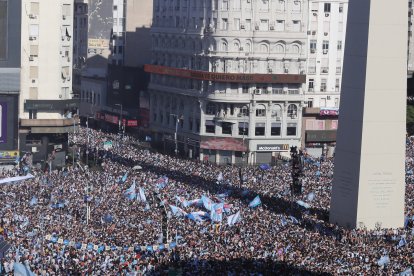 Hinchas de Argentina celebraron tras ganar la final del Mundial de Catar 2022.