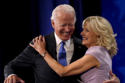 El presidente estadounidense reveló el hecho en una entrevista. Contó que tiene mucho para escribirle a su amada Jill Biden.