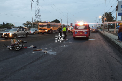 Un accidente de tránsito frenó el trayecto de un comerciante que empezaba su jornada de trabajo.