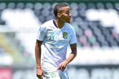 Byron Castillo se alista para el arranque del Torneo Clausura de la LigaMX, con el León.