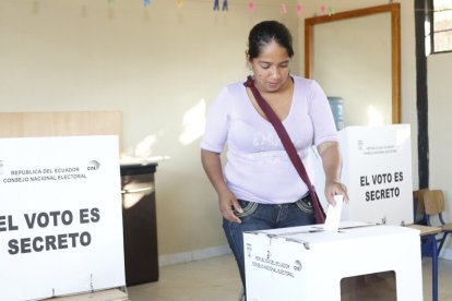 Hay un porcentaje alto de gente indecisa sobre la elección de alcaldes y prefectos