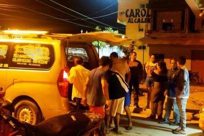 Familiares retiraron el cuerpo de Holguín.