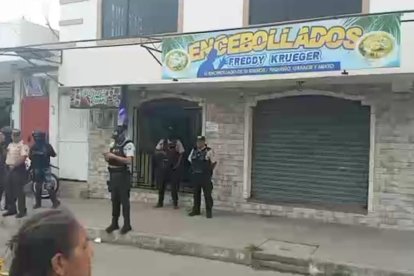 Dos jóvenes fueron asesinados en una barbería