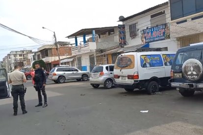 El caso de Javier Pincay sigue dando tela que cortar. Mensajes amenazantes aparecieron en la casa de un simpatizante.