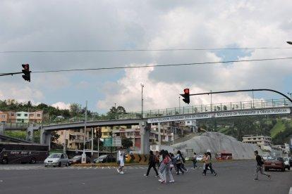 Acceso. En el sector de Mejía, límite de acceso a la capital, el tránsito estuvo moderado y controlado.
