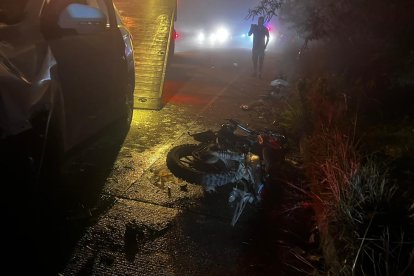 Los vehículos siniestrados fueron remolcados al Centro de Retención Vehicular de Léntag.