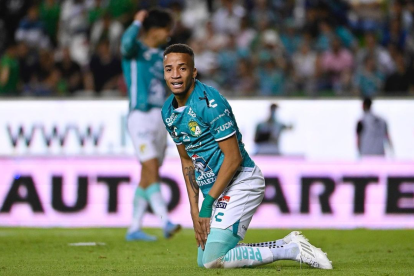 Byron Castillo podría ser operado por una lesión en su pierna derecha.