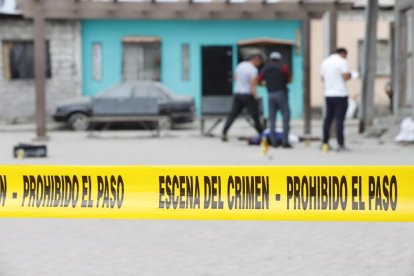 El cuerpo quedó tendido en un parque de la cooperativa Isla del Valle.