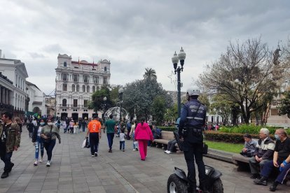 Para reforzar las seguridades, diferentes entes controlan el casco colonial.