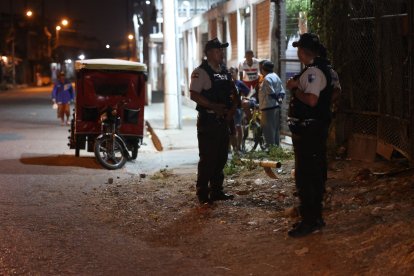 El 16 de noviembre, policías llegaron a investigar los motivos del tiroteo.