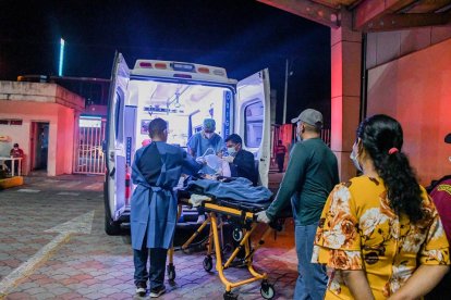 El traslado hacia la capital se hizo desde Lago Agrio, en Sucumbíos, tras la atención inicial posterior al ataque.