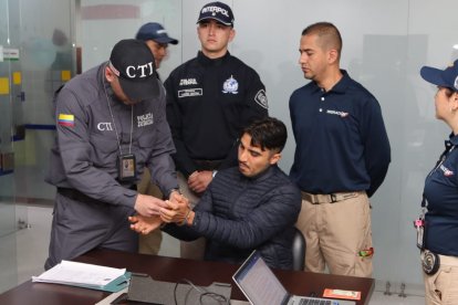 A esta hora Migración de ese país señala que el sospechoso de la muerte de Maria Belén Bernal fue entregado a la Policía de Ecuador.