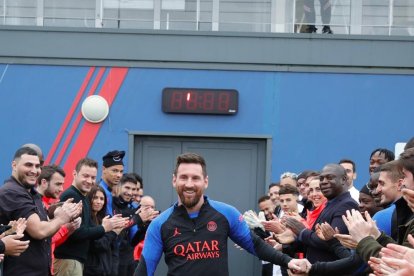 Lionel Messi vuelve a entrenarse con el PSG
