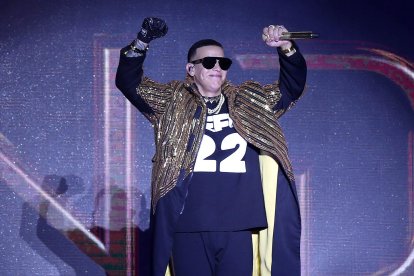Daddy Yankee lanza disco de vinilo de su último álbum "Legendaddy"