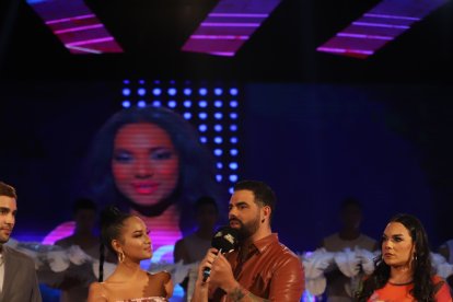 Vicco 

durante su presentación de ingreso al programa.